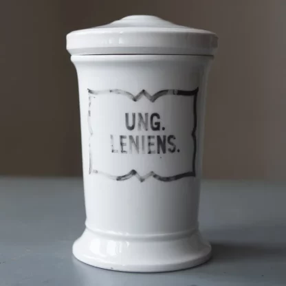 Lékárenská dóza